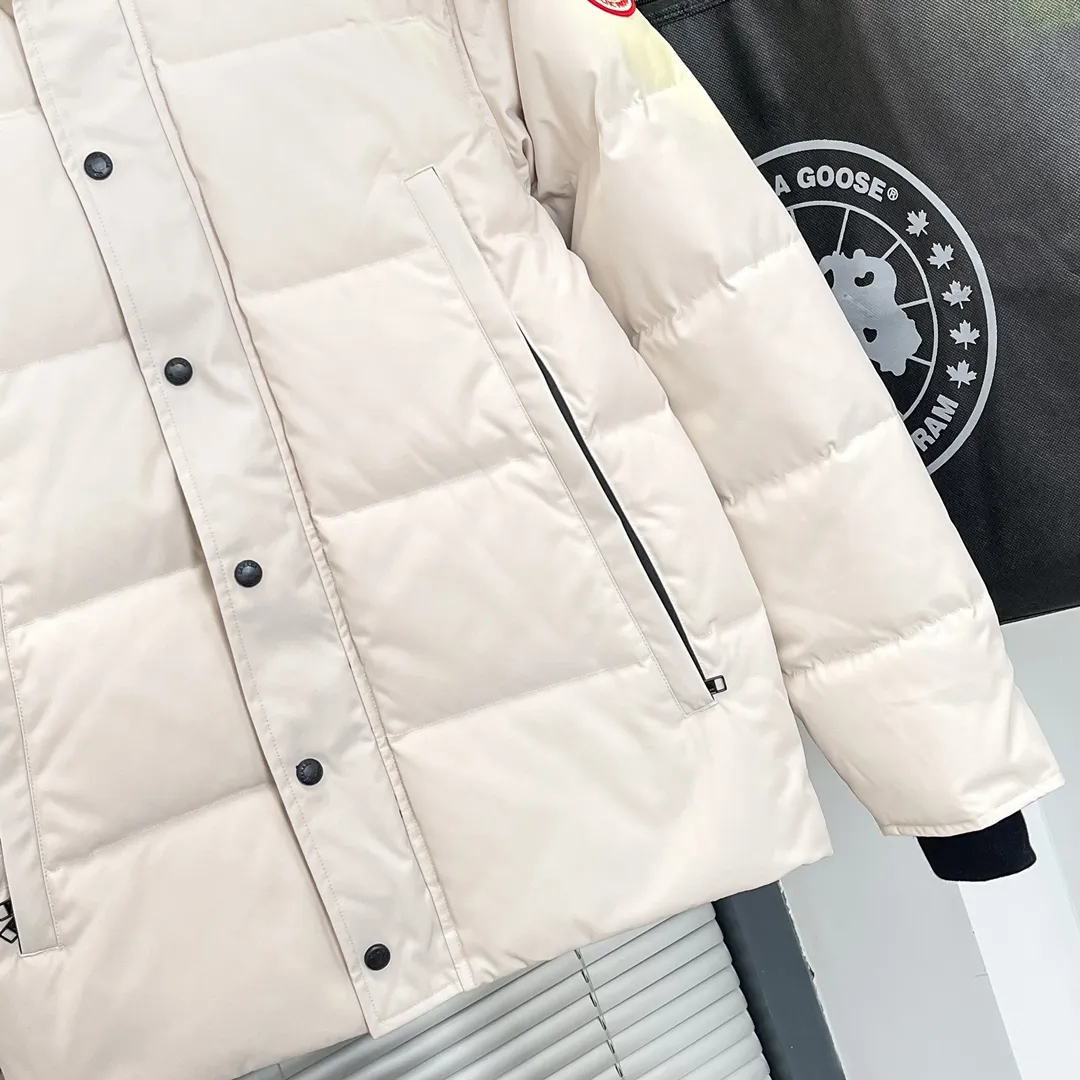 P720 29 models - off-white